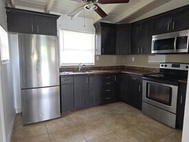 3701 SW 48th Ave in Hollywood, FL - Building Photo