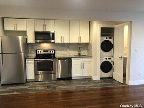 155 Main St-Unit -6 in Farmingdale, NY - Building Photo - Building Photo