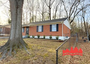 4061 Mossville St in Memphis, TN - Building Photo - Building Photo