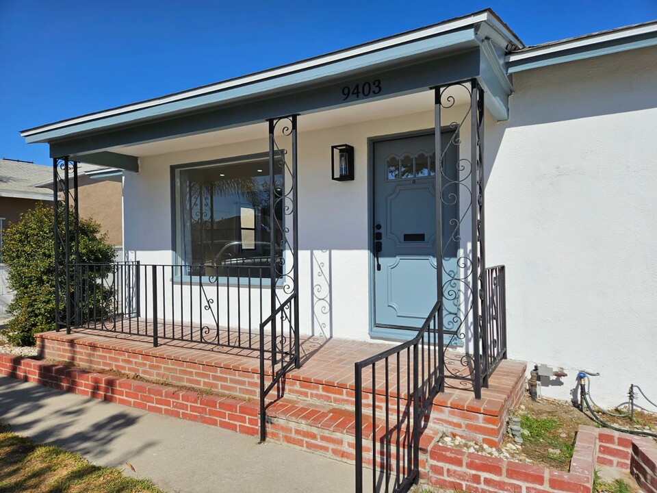 9403 Tilmont St in Pico Rivera, CA - Building Photo