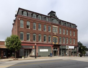 10 Canal St in Westerly, RI - Building Photo - Primary Photo