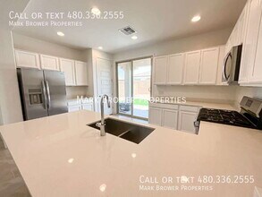 4439 N 94th Dr in Phoenix, AZ - Building Photo - Building Photo