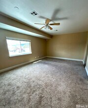 474 Sunshine Ln in Reno, NV - Building Photo - Building Photo