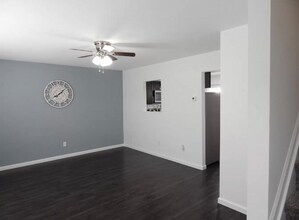 2018 Washington Ave in Chesterton, IN - Building Photo - Building Photo