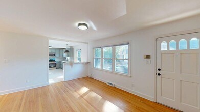 1510 Woodhill Ln in Charlotte, NC - Building Photo - Building Photo