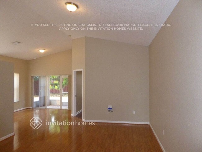 15451 SW 143rd St in Miami, FL - Building Photo - Building Photo