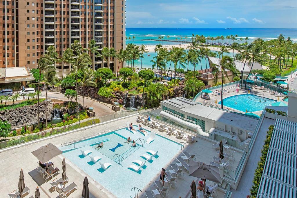 1777 Ala Moana Blvd, Unit 2536 in Honolulu, HI - Building Photo