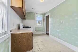 152 Ford Ave in Wyandotte, MI - Building Photo - Building Photo