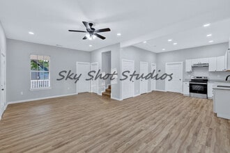 323 W Cherry St in Sherman, TX - Building Photo - Building Photo