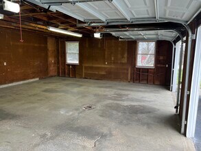 49980 N Park Cir in East Liverpool, OH - Building Photo - Building Photo