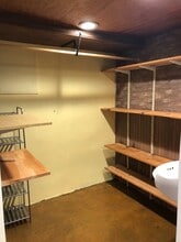 228 W Whitman Dr in College Place, WA - Building Photo - Building Photo