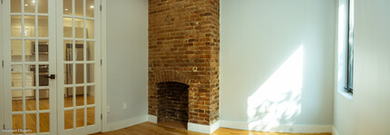 225 Halsey St in Brooklyn, NY - Building Photo - Interior Photo