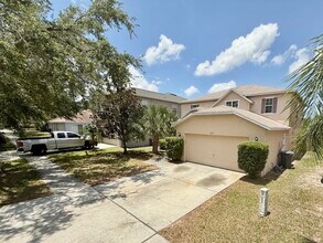 10325 Boyette Creek Blvd in Riverview, FL - Foto de edificio - Building Photo