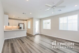 31570 Dwight Dr in Menifee, CA - Building Photo