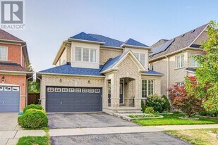 123 Oakborough Dr in Markham, ON - Building Photo