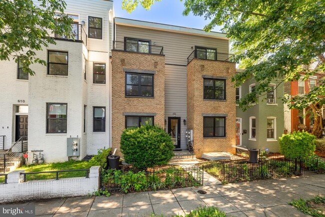 614 I St NE in Washington, DC - Building Photo - Building Photo