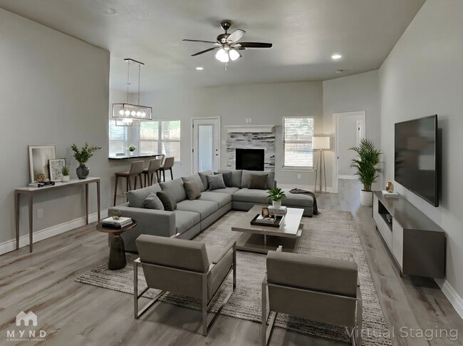 375 E 9th St in Springtown, TX - Building Photo - Building Photo