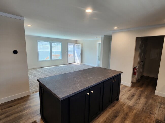 498 Vermont in Belleville, MI - Building Photo - Building Photo