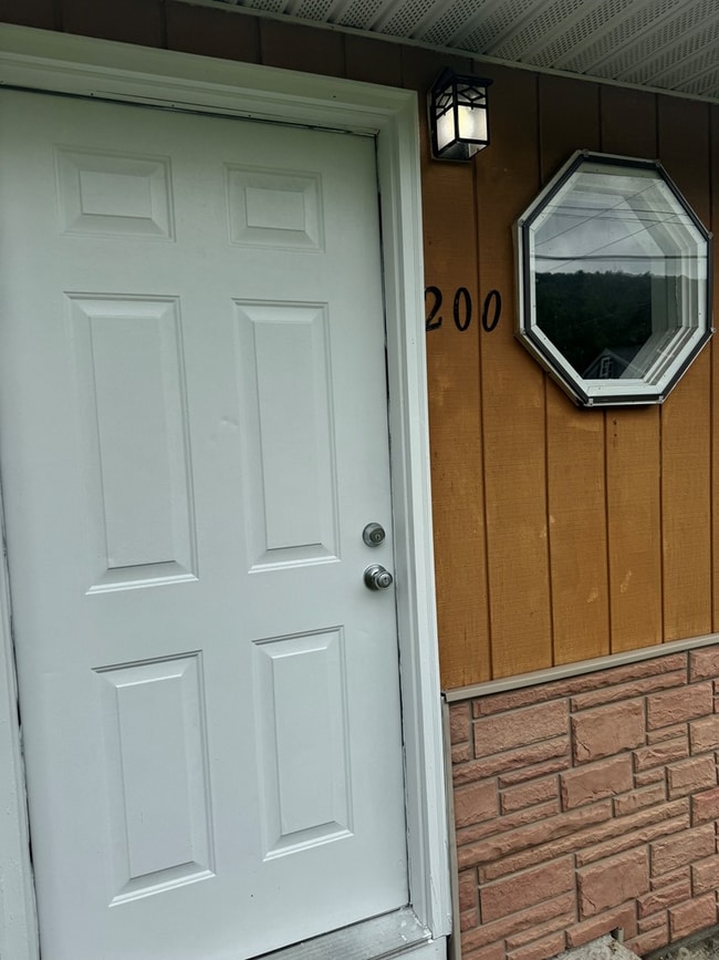 200 Robinwood Ave in Elmira Heights, NY - Building Photo - Building Photo