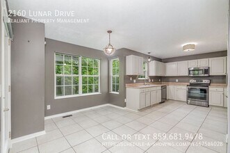 2160 Lunar Dr in Independence, KY - Building Photo - Building Photo