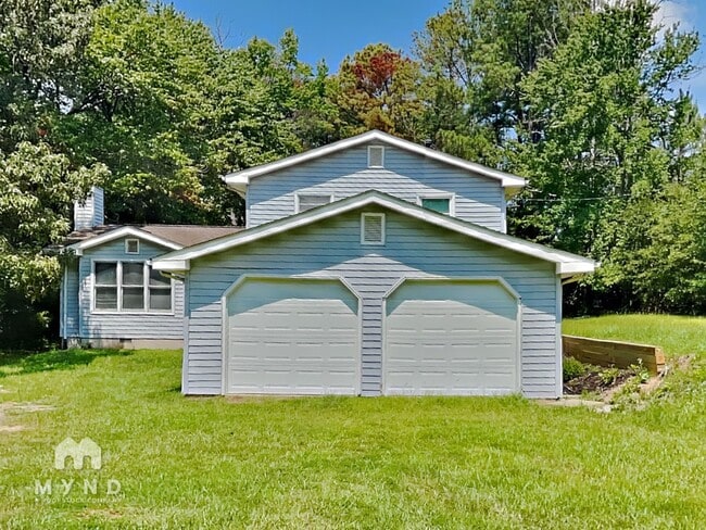 property at 865 W Hightower Trail