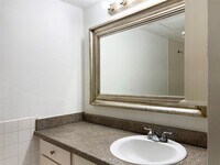 2816 S Bartell Dr photo'