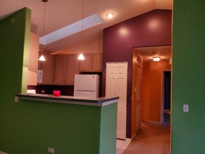 650 Mill Cir in Wheeling, IL - Building Photo - Building Photo