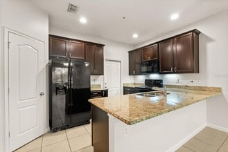 2048 Switch Grass Cir in Ocoee, FL - Building Photo - Building Photo