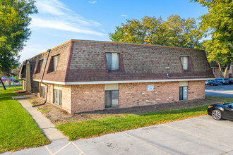 Tamarack Creek in Toledo, OH - Foto de edificio - Building Photo