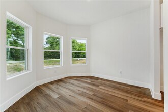 3700 Avenue S in Santa Fe, TX - Building Photo - Building Photo