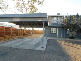 325 S Norma St in Ridgecrest, CA - Building Photo