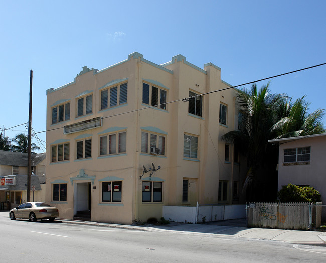 520 SW 1st St in Miami, FL - Building Photo - Building Photo