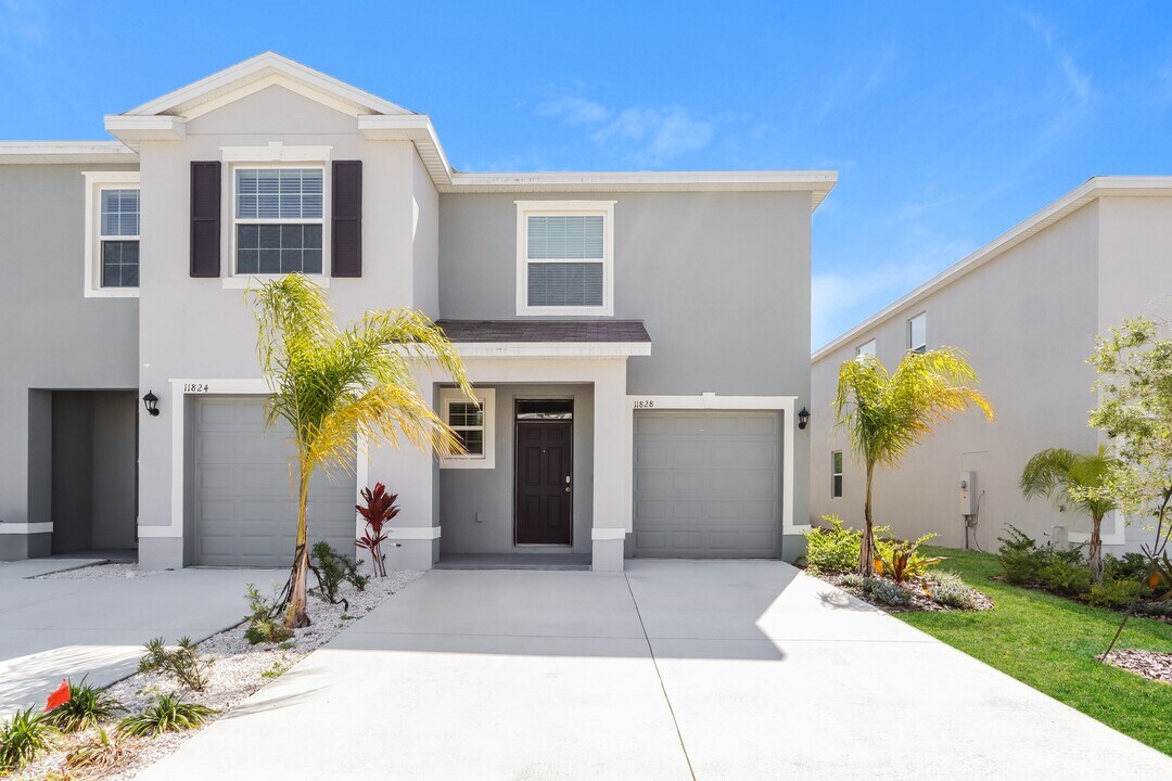 11828 Stoneport Pl in Riverview, FL - Building Photo