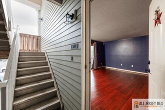 2114 Ravens Crest Dr in Plainsboro, NJ - Building Photo - Building Photo