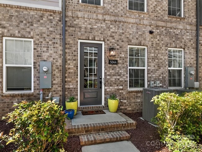 5044 Harrowsmith Ln in Charlotte, NC - Building Photo - Building Photo
