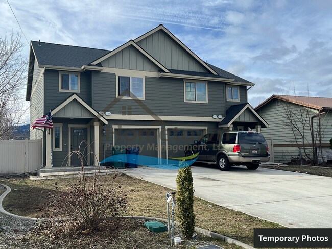 property at 1624 E 3rd Ave