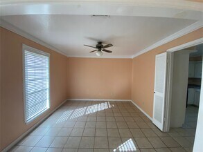 14706 Woodward Gardens Dr in Houston, TX - Building Photo - Building Photo