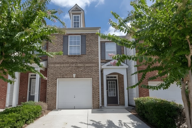 property at 2243 Dandridge Dr