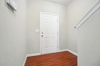 4020 Queensbridge Rd in Charlotte, NC - Building Photo - Building Photo