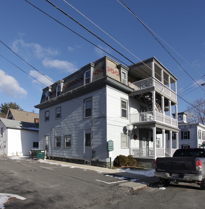 30 Elm St in Great Barrington, MA - Building Photo