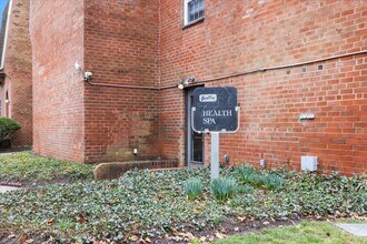 4000 Gypsy Ln in Philadelphia, PA - Building Photo - Building Photo