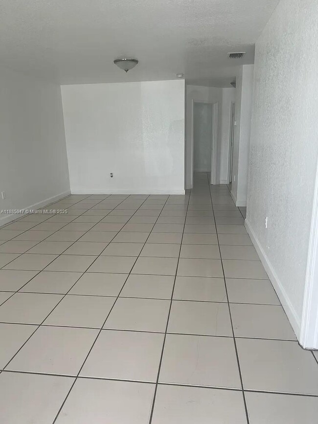 10352 SW 181st St in Miami, FL - Building Photo - Building Photo