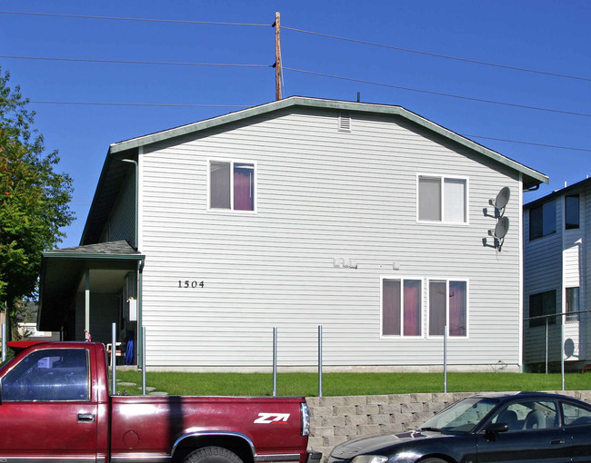 1504 Chestnut St in Everett, WA - Building Photo - Building Photo