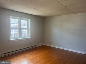 2 Walnut St in Middletown, MD - Building Photo - Building Photo