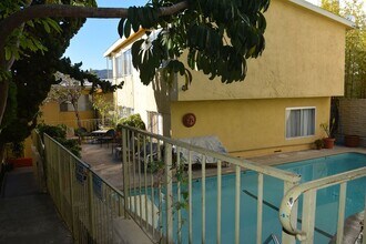 850 Haverford Ave, Unit #06 in Pacific Palisades, CA - Building Photo - Building Photo