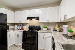 EVERGREEN PARK in Fairburn, GA - Building Photo