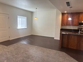 4355 24th Street Rd, Unit 1903 in Greeley, CO - Building Photo - Building Photo