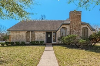 15030 St Cloud Dr in Houston, TX - Building Photo - Building Photo