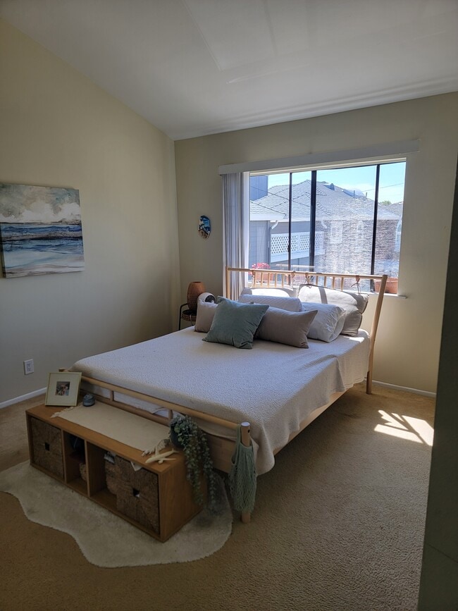 2007 Ruhland Ave in Redondo Beach, CA - Foto de edificio - Building Photo