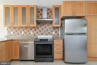 7886 Brighton Way in Manassas, VA - Building Photo - Building Photo